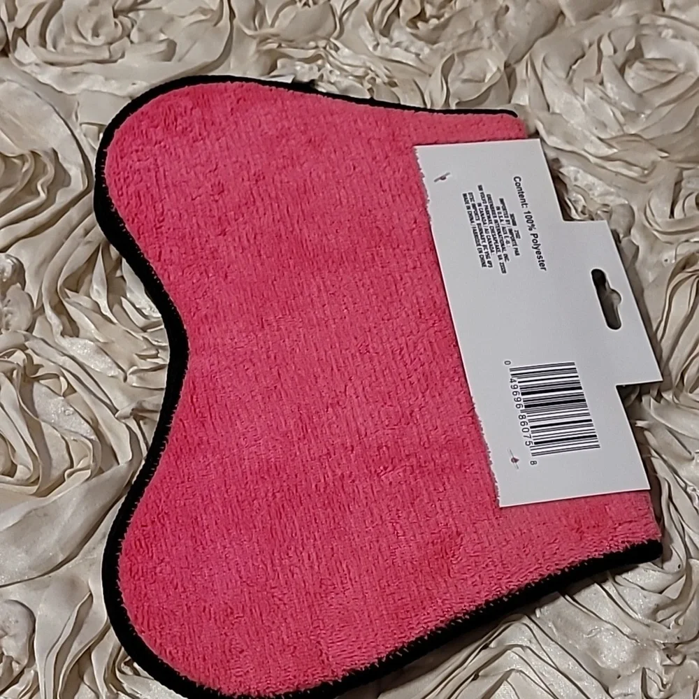 Pet Feeding Mat Non Slip Mat / Pink Cat Or Dog Placemat New.